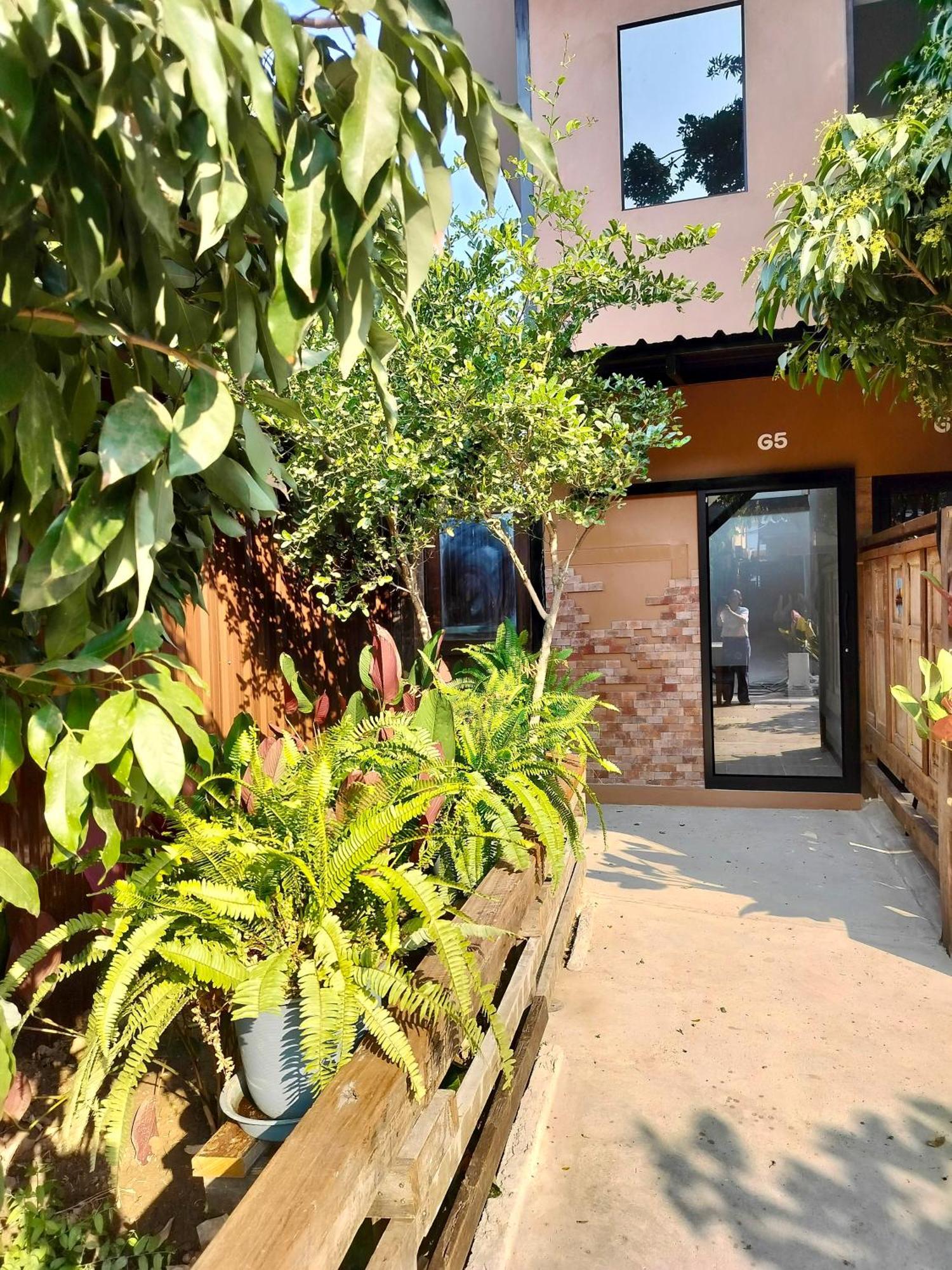 Oldy De Garden Aparthotel Chiang Mai Eksteriør bilde